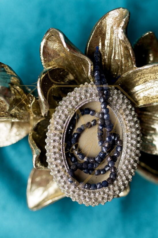 Safīrs zilais aproce (luksus klase)